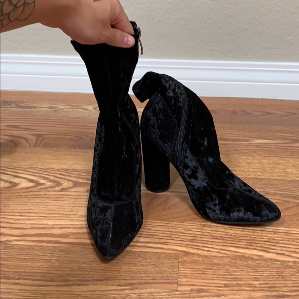 Black velvet heels